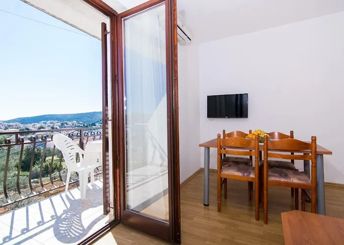 Apartments Jozic