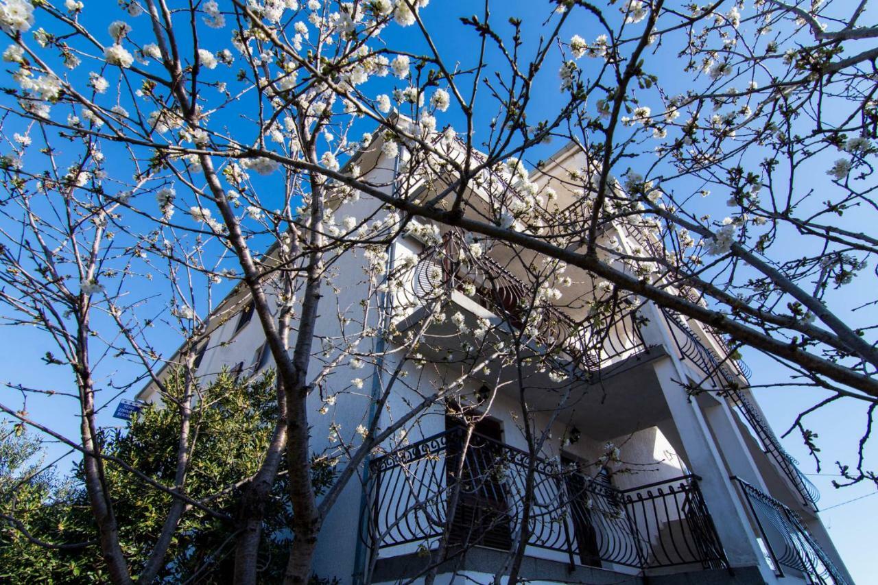 Apartment Jozic *