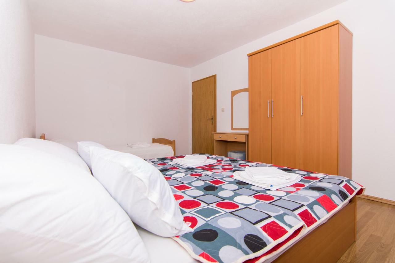 Apartment Jozic Seget Vranjica