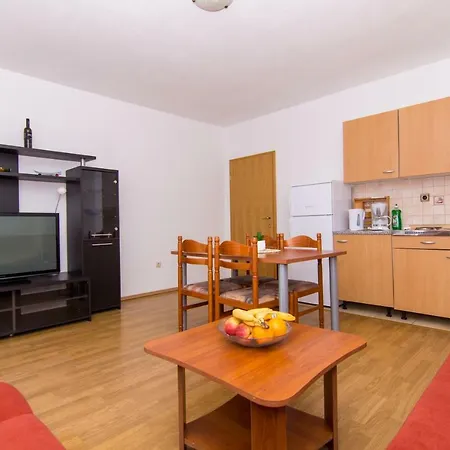 Apartments Jozic Seget Vranjica Exterior photo