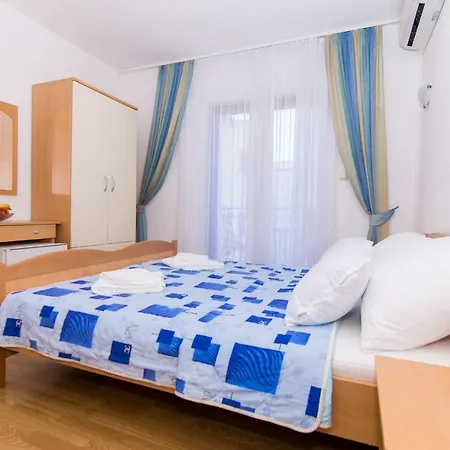 Apartments Jozic Seget Vranjica Exterior photo