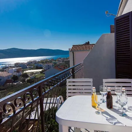 Apartments Jozic Seget Vranjica Exterior photo