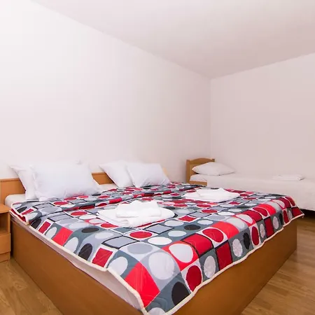 Apartments Jozic Seget Vranjica Exterior photo