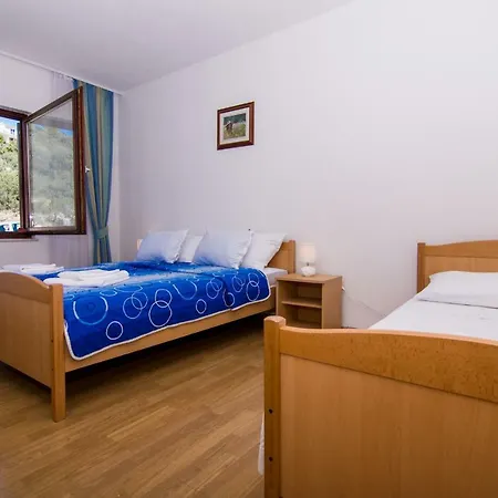 Apartments Jozic Seget Vranjica Exterior photo