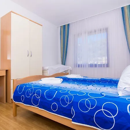 Apartments Jozic Seget Vranjica Exterior photo