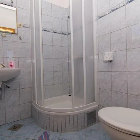 Apartments Jozic Seget Vranjica Exterior photo