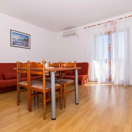 Apartments Jozic Seget Vranjica Exterior photo