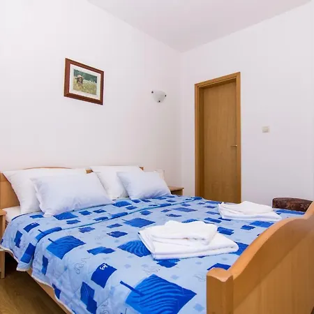 Apartments Jozic Seget Vranjica Exterior photo