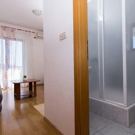 Apartments Jozic Seget Vranjica Exterior photo