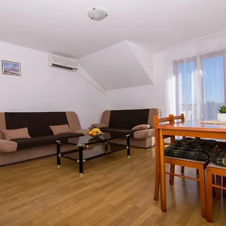 Apartments Jozic Seget Vranjica Exterior photo