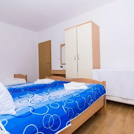 Apartments Jozic Seget Vranjica Exterior photo