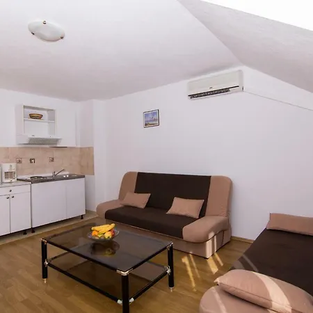 Apartments Jozic Seget Vranjica Exterior photo